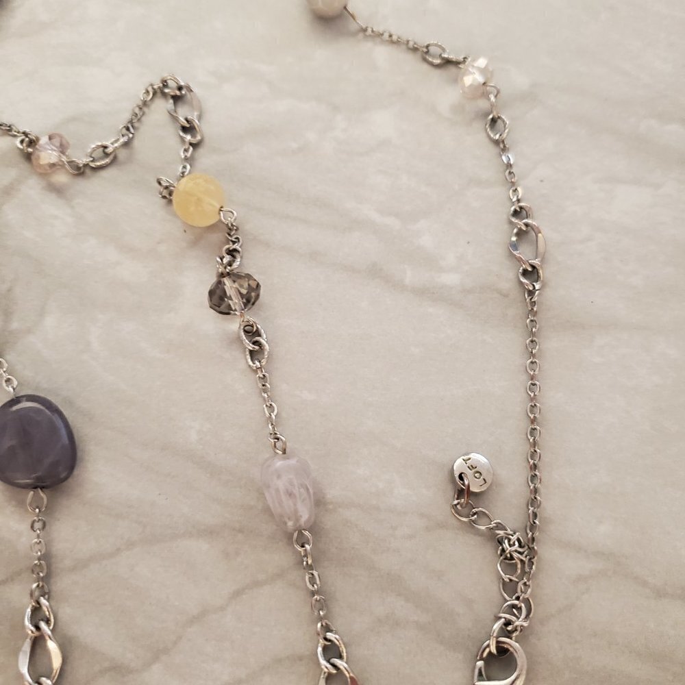 ✨ LOFT Faceted Beads Beaded Stone Asymmetrical Station Necklace ✨ - Picture 6 of 8
